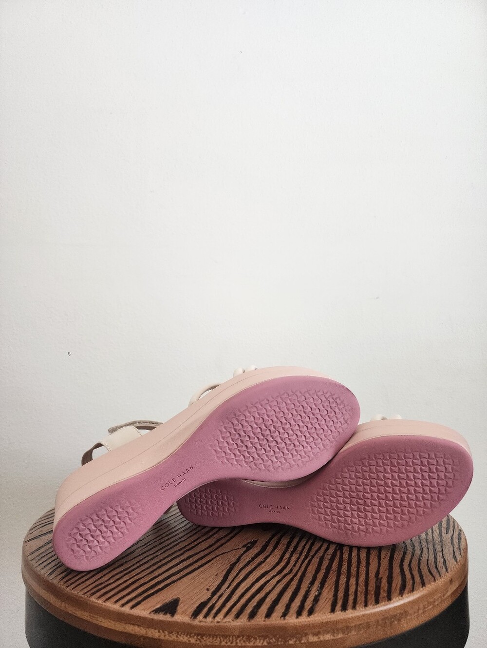 Cole Haan Grand Ambition Addison Strappy Wedge Sandals White Pink Women's Size 7 - Picture 16 of 16